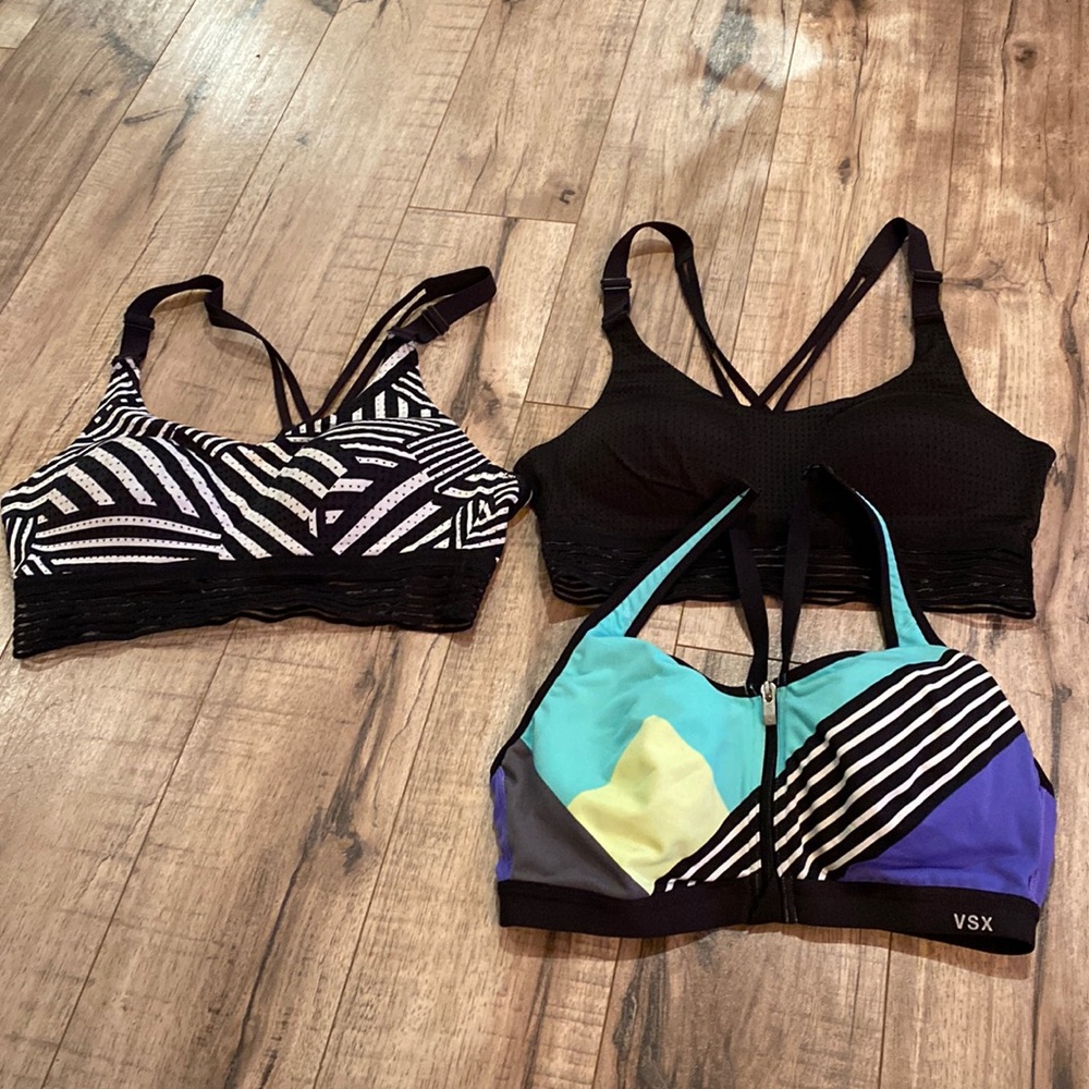 Victoria secret sports bras 34b